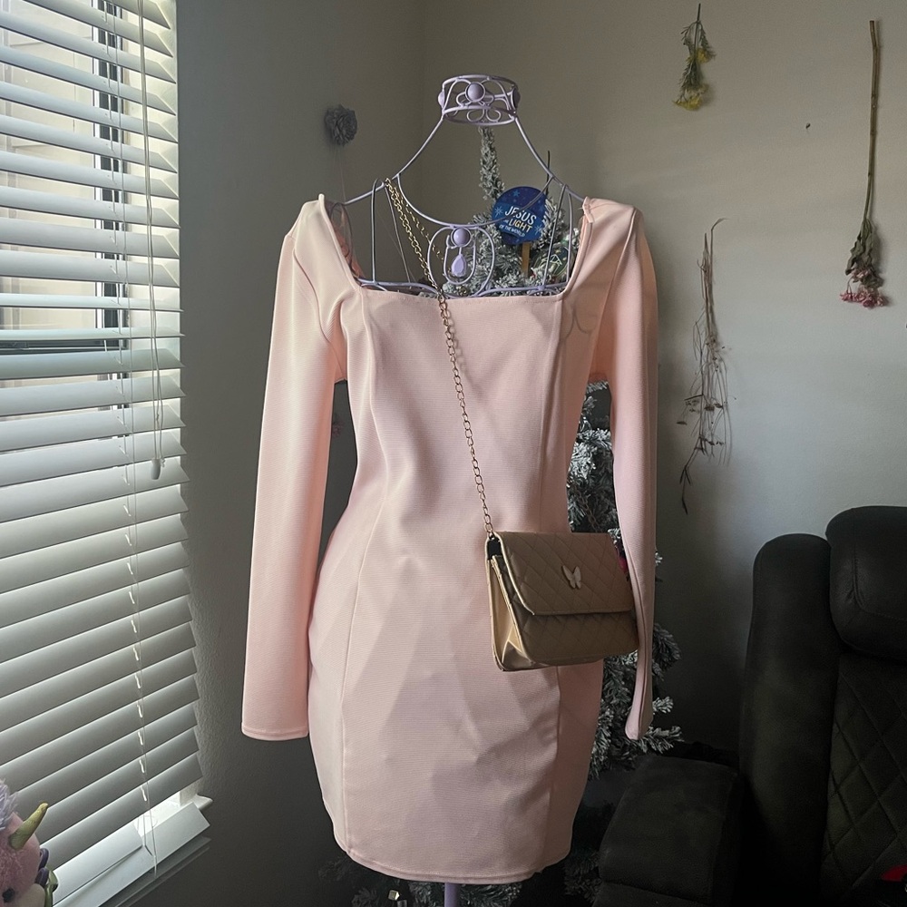 Baby Pink/Peachy Long Sleeved bodycon mini dress